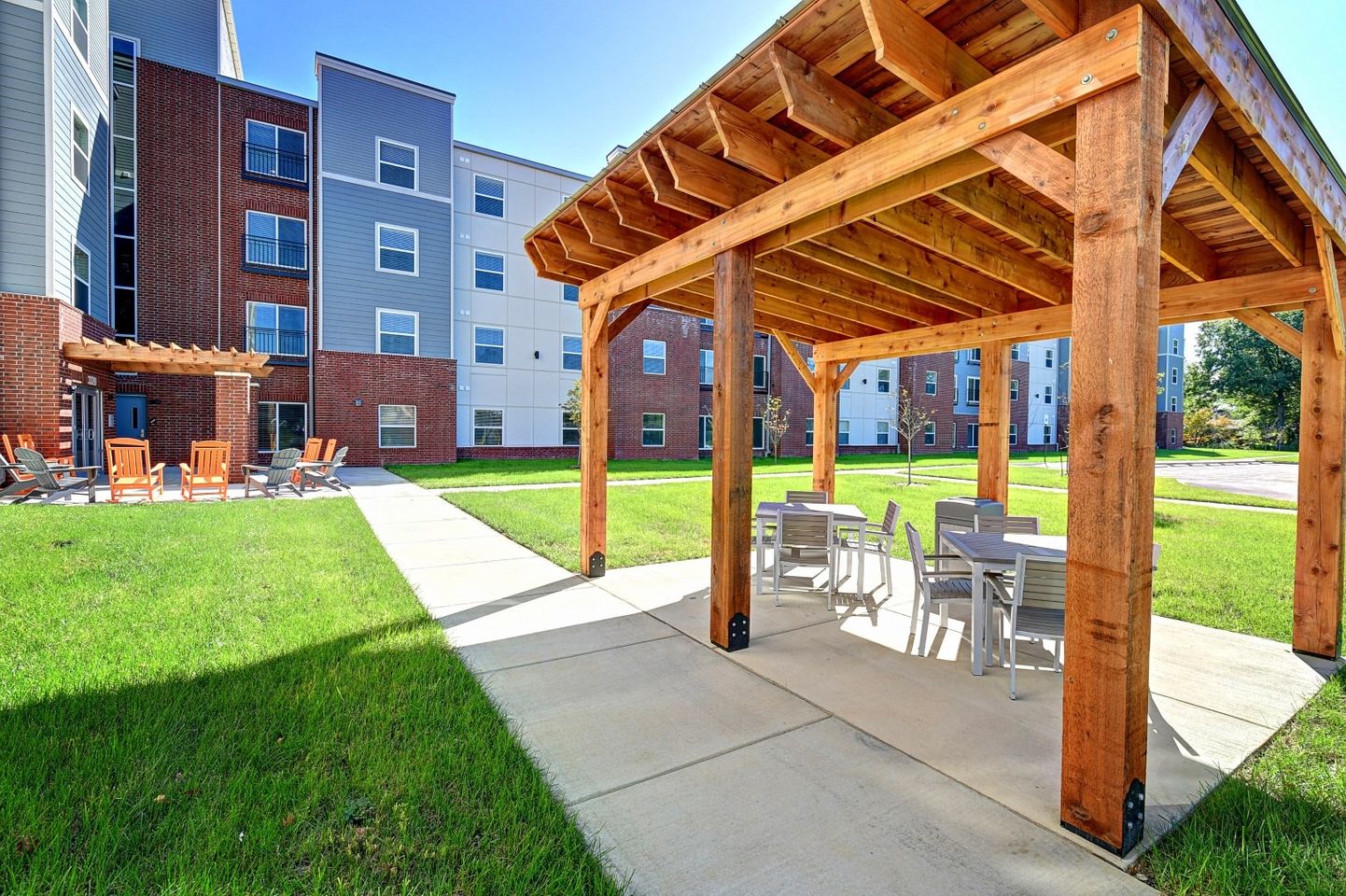 Gazebo at Riverport Landings Senior